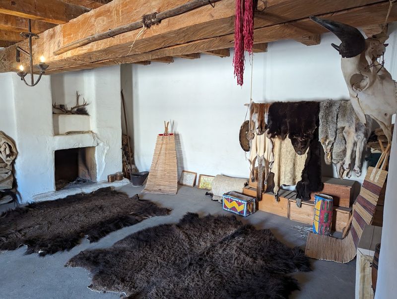 Life Inside The Fort's Daily Routine