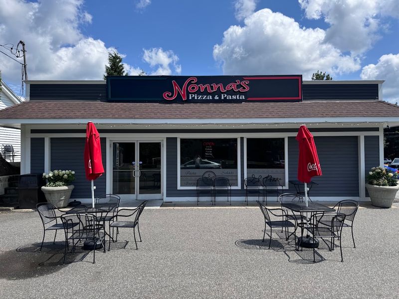 Nonna's Pizza & Pasta Monroe, Monroe