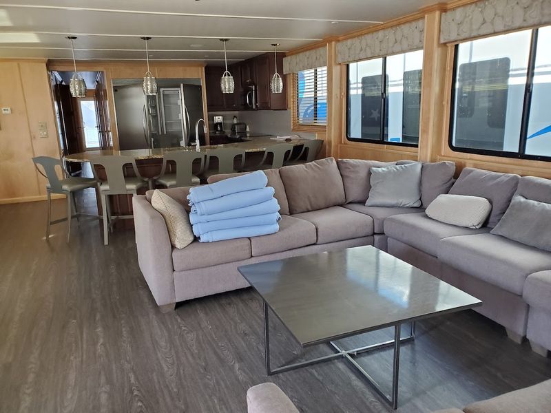 Packing Smart For A Houseboat Trip