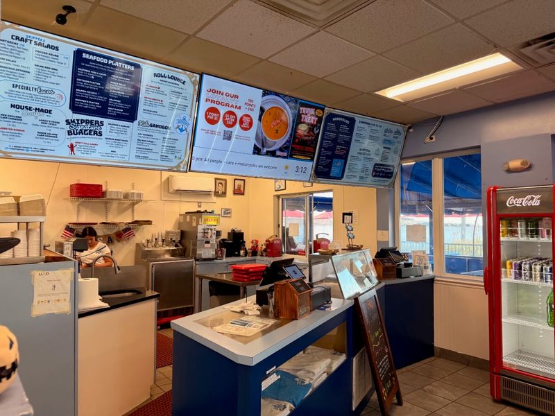 The Counter-Service Setup Keeps Things Easy
