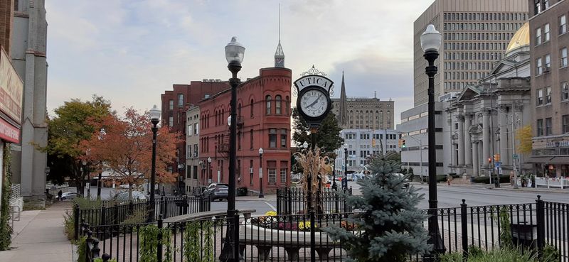 10 New York Towns Losing Homeowners Due To Soaring Property Taxes - Decor Hint Utica