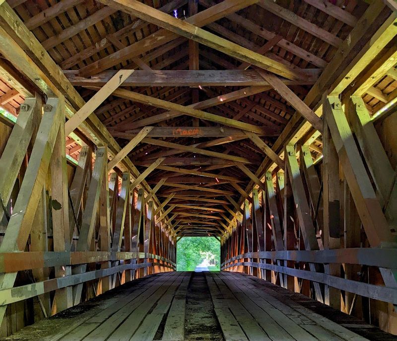 Historic Colville Covered Bridge, Paris