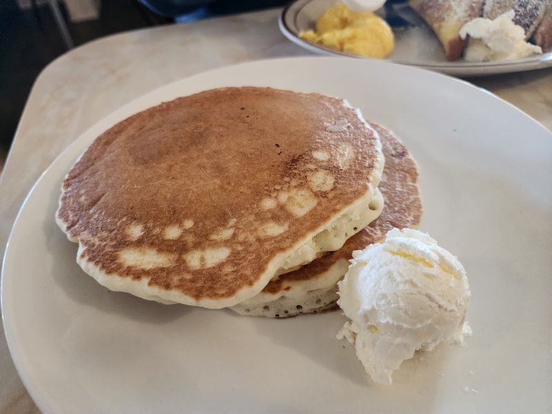 This 140-Year-Old California Roadside Diner Still Serves Timeless Breakfasts With A Side Of History - Decor Hint Dig Into Pancakes, Eggs, And Familiar Morning Favorites