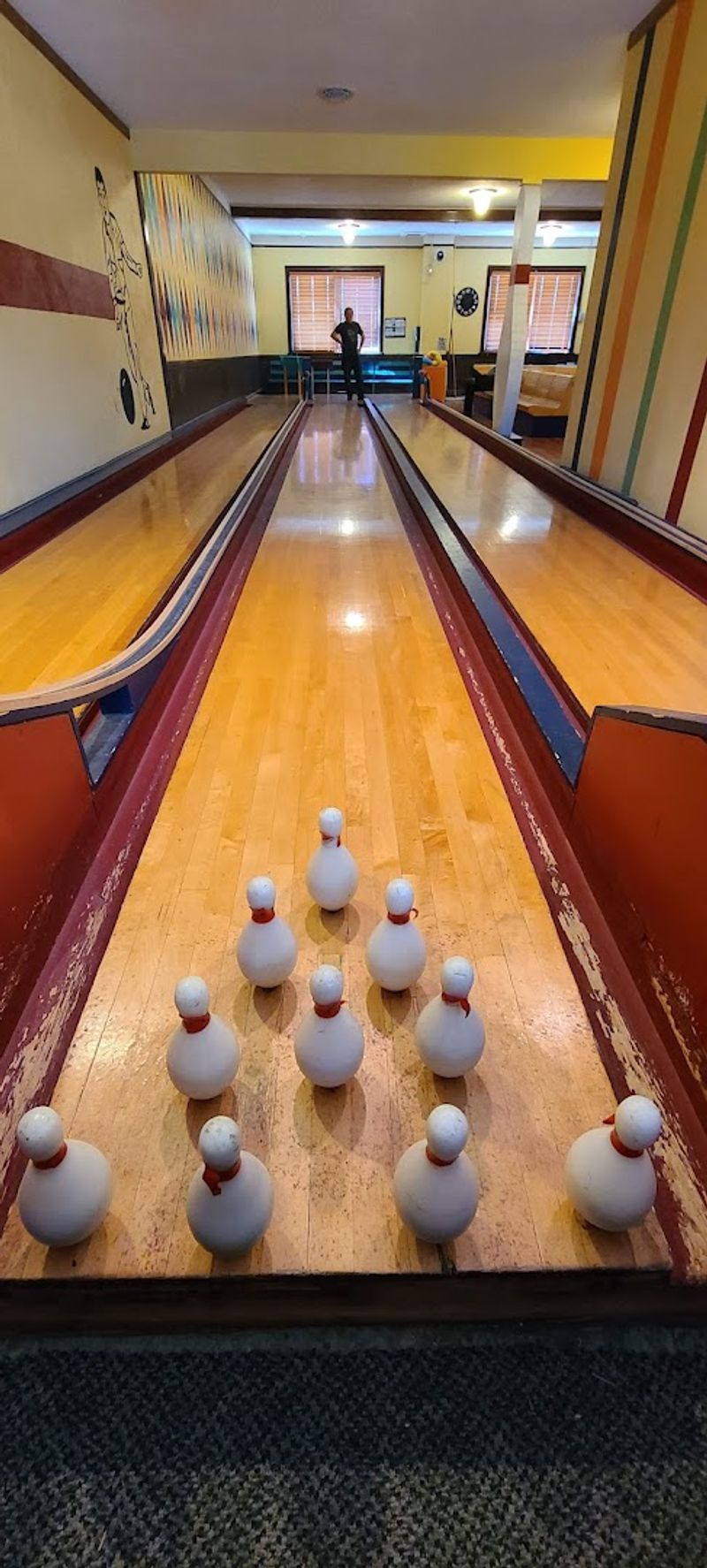 Nebraska's Funky Retro Village Is Made For A Slow Downtown Stroll - Decor Hint Try Duckpin Bowling On Rare Handset Lanes