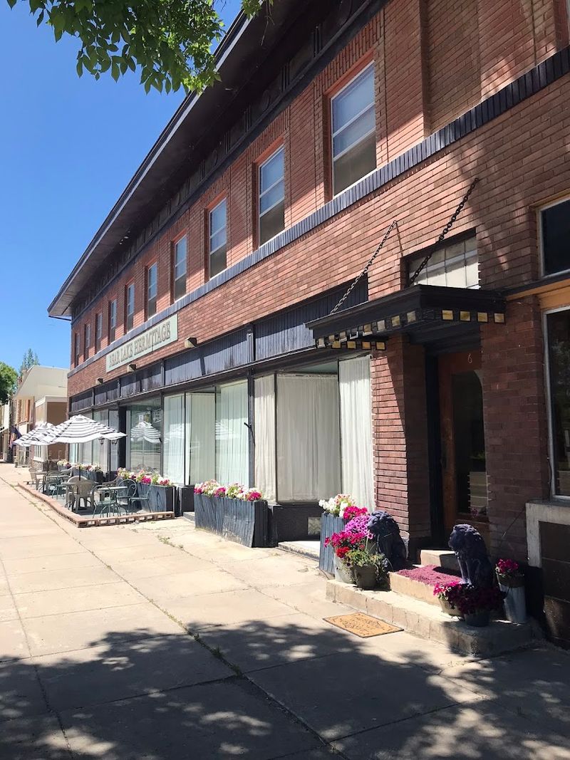 Small Town Atmosphere, Big Impression
