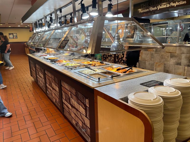 10 California Buffets That Serve Food Better Than The Summer County Fair - Decor Hint Golden Corral, Anaheim