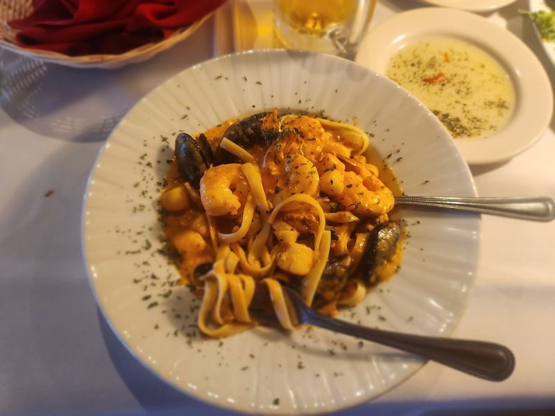 10 Italian Restaurants In Nebraska You'll Want To Visit This Summer - Decor Hint Villa Amore, Lincoln