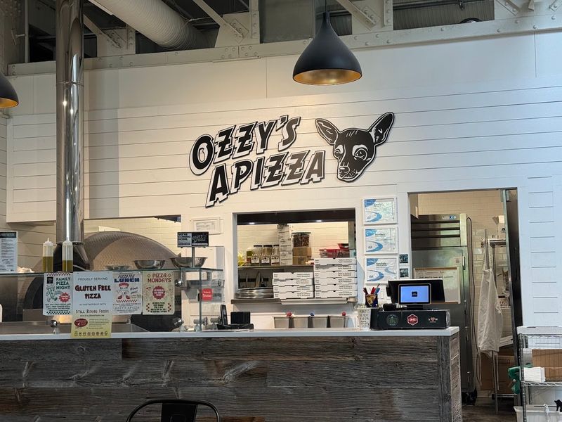 Ozzy's Apizza, New Haven