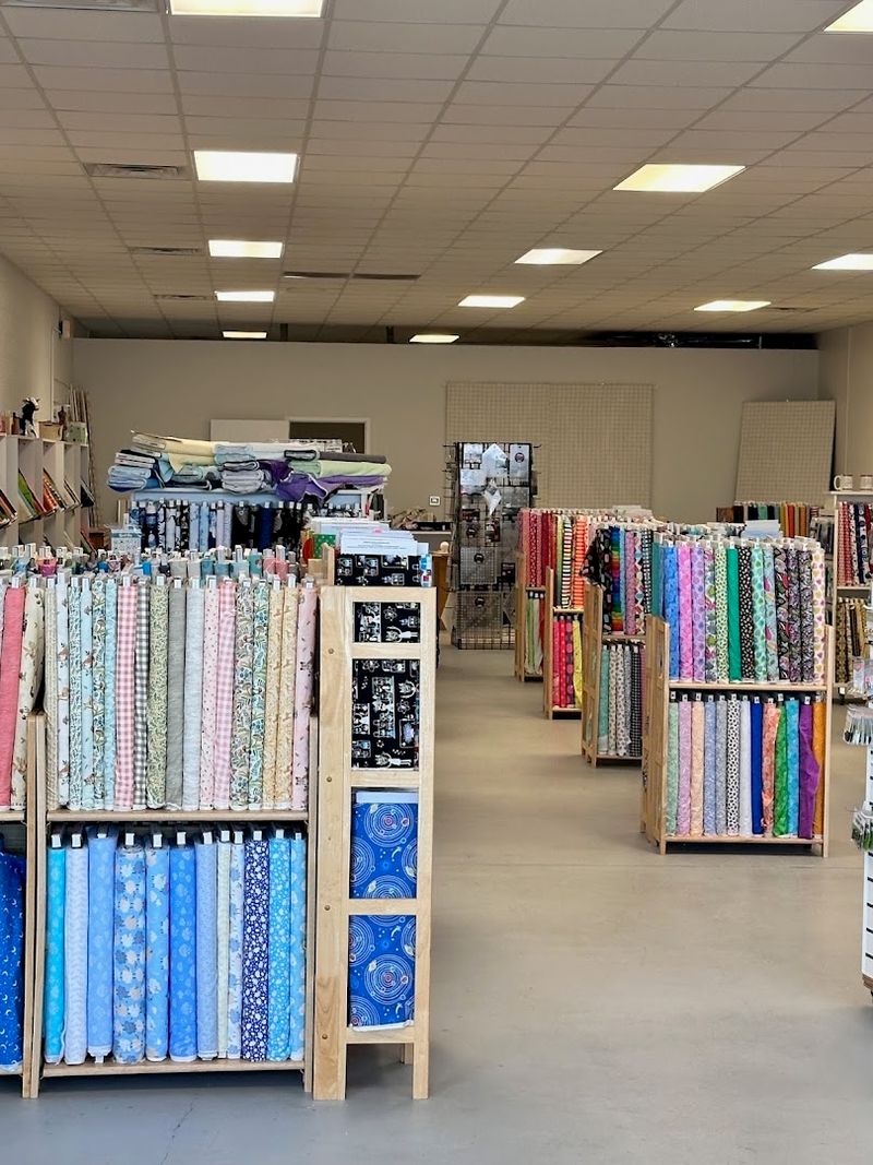 These 10 Illinois Fabric Shops Belong On Every Quilter's List - Decor Hint Everyday Quilting Company, Champaign