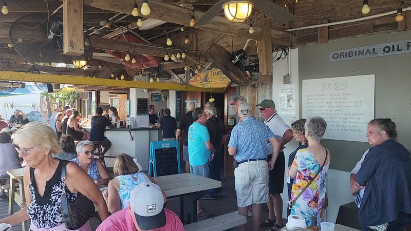 This Stunning Florida Seafood Market Is Worth The Drive In 2026 - Decor Hint Practical Tips To Make Your Visit Go Smoothly