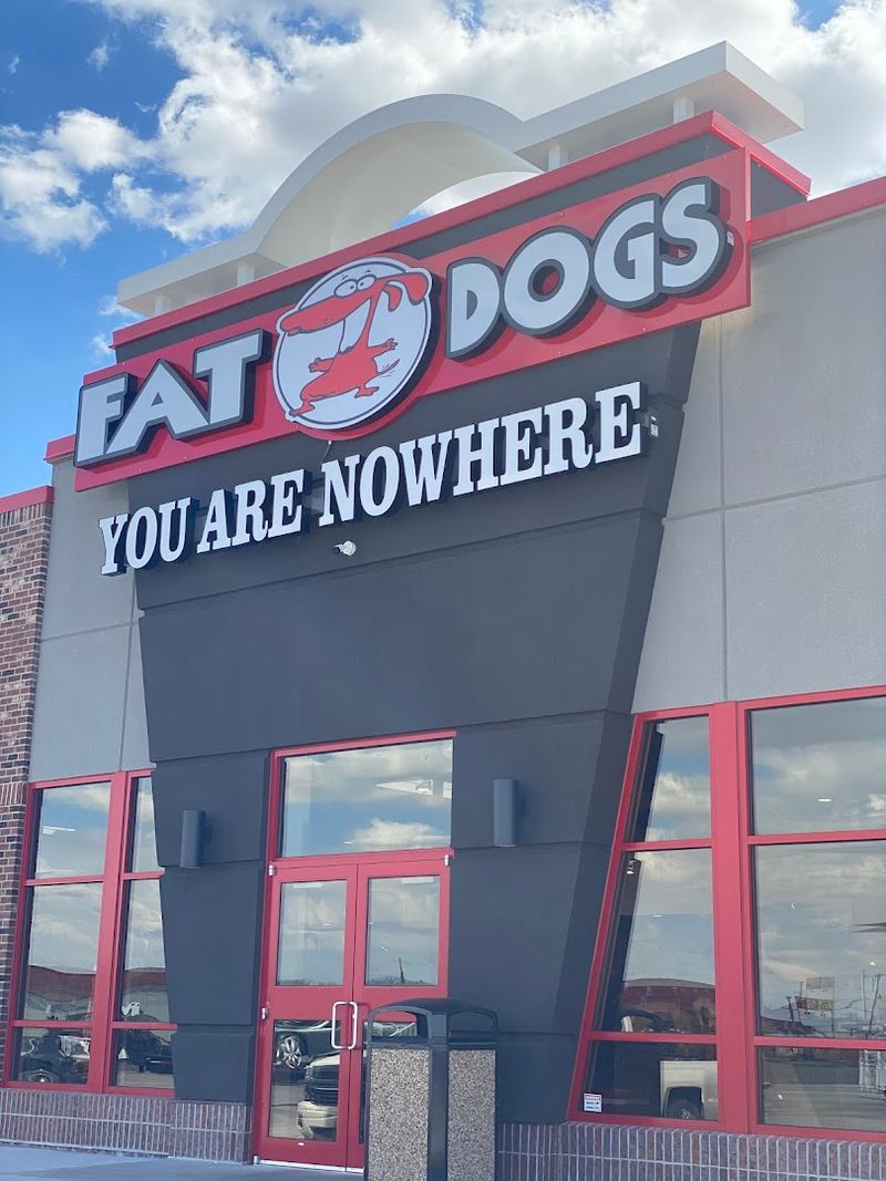 Nebraska Hides 10 Secret Hot Dog Spots Your Taste Buds Will Thank You For - Decor Hint Fat Dogs, Ogallala