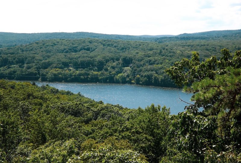 One Of Connecticut's Most Extraordinary State Parks Still Remains A Hidden Gem - Decor Hint It Is Perfect For A Slow Outdoor Day