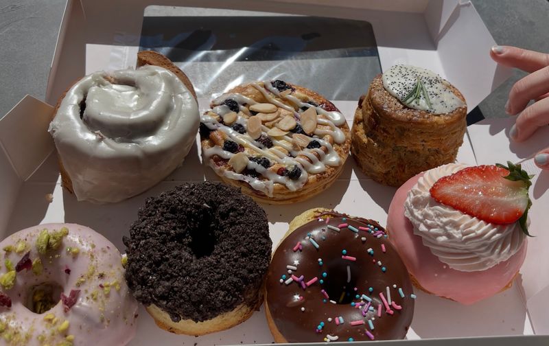 This Gluten-Free Bakery In Georgia Makes Baked Treats So Delicious You Won't Miss A Thing - Decor Hint Cinnamon Rolls That Are Honestly Life-Changing