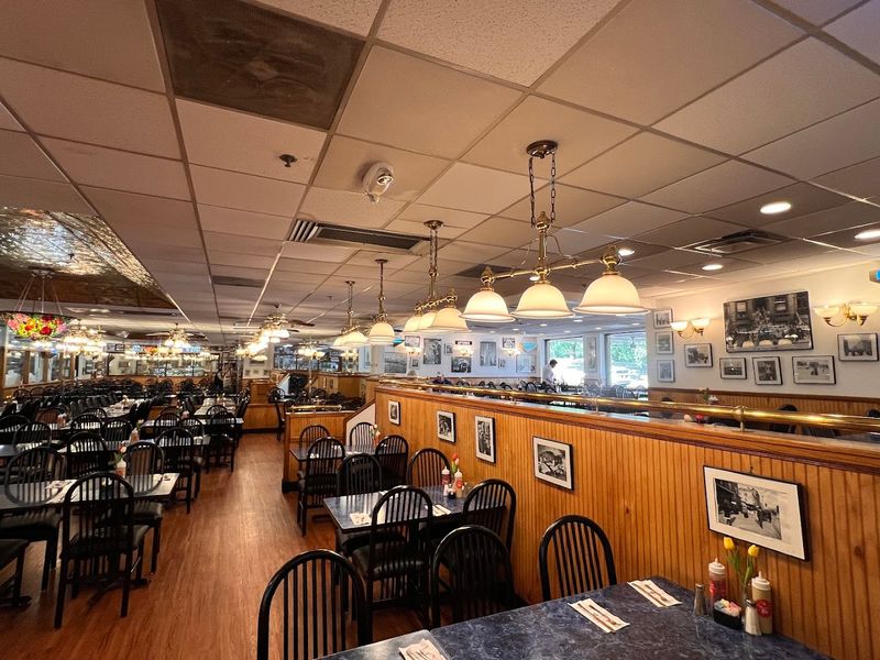 Old-School Atmosphere, Real Deli Vibes