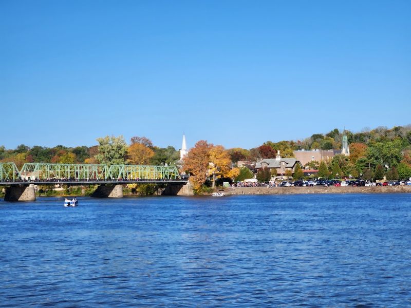 Retirees Are Moving To This Charming Small Town In Pennsylvania And It's Easy To See Why - Decor Hint Natural Beauty That Earns Its Reputation