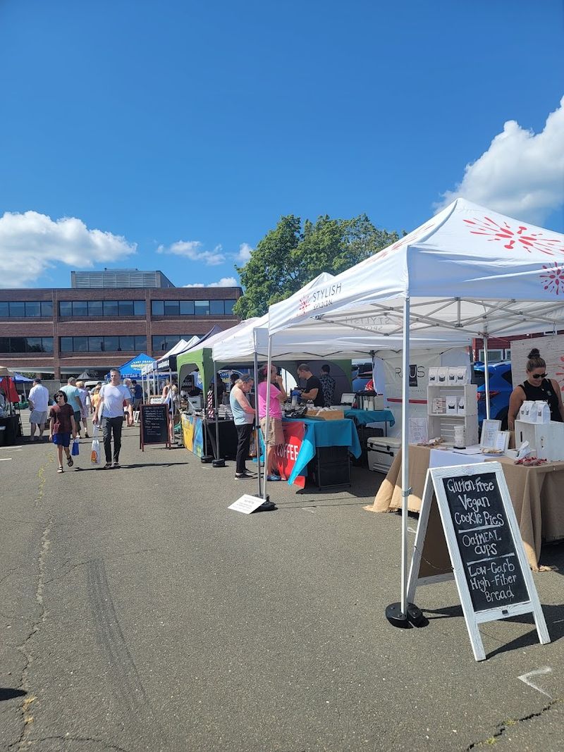 8 Connecticut Weekend Markets Worth The Drive This July - Decor Hint New Canaan Farmers Market, New Canaan