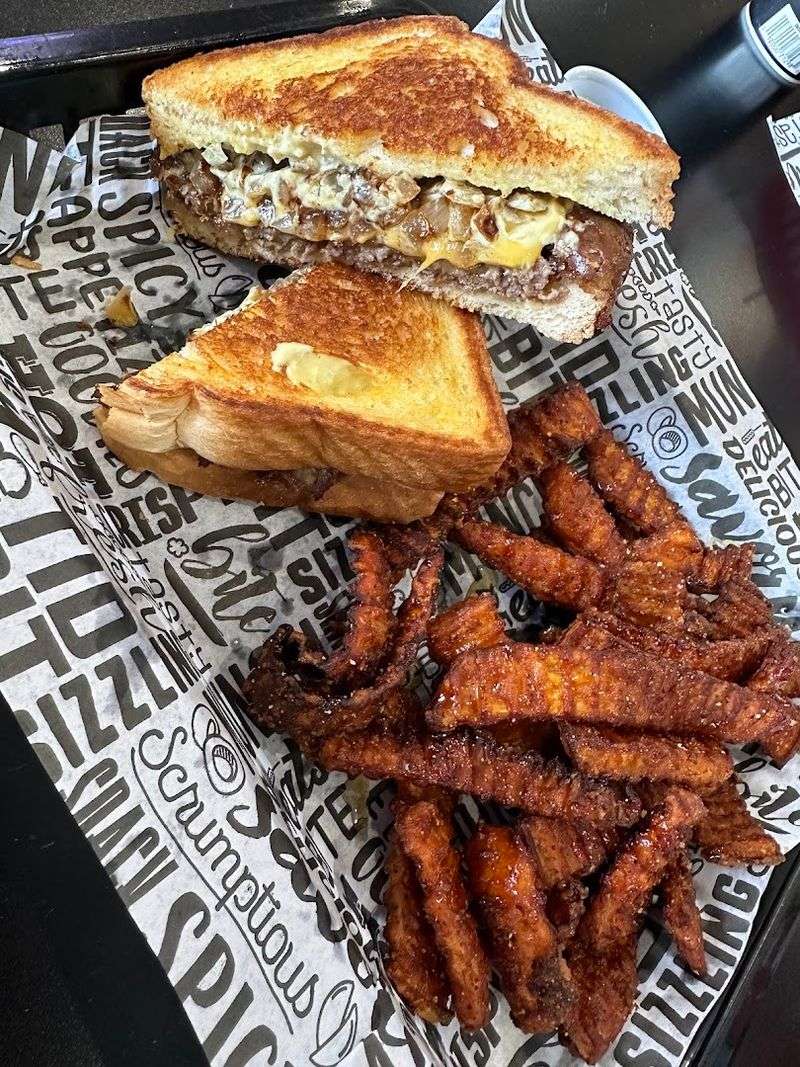 10 Missouri Gluten-Free Restaurants Every Food Lover Should Visit In 2026 - Decor Hint Scruff's Grill, Rolla