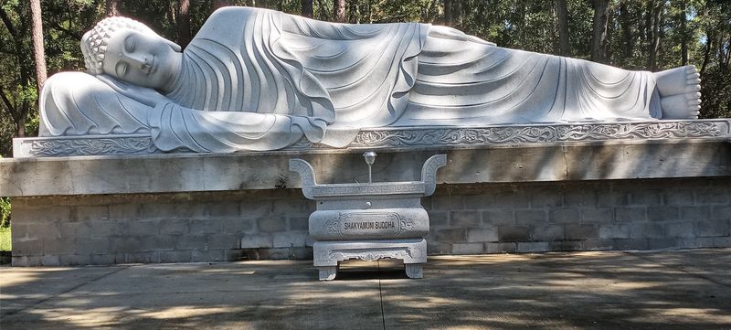 World's Largest Golden Tiger Statue (Lucille), Gainesville