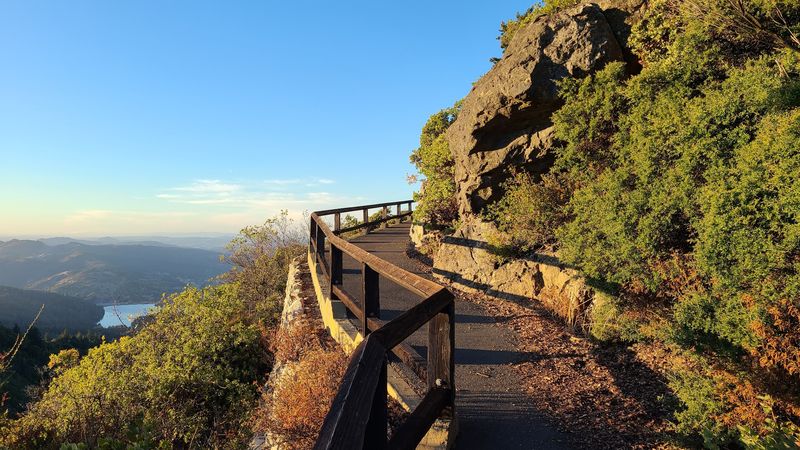 Verna Dunshee Trail, Mount Tamalpais State Park