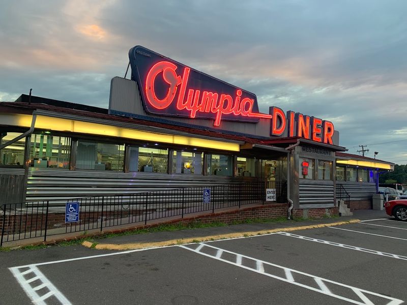 Olympia Diner, Newington