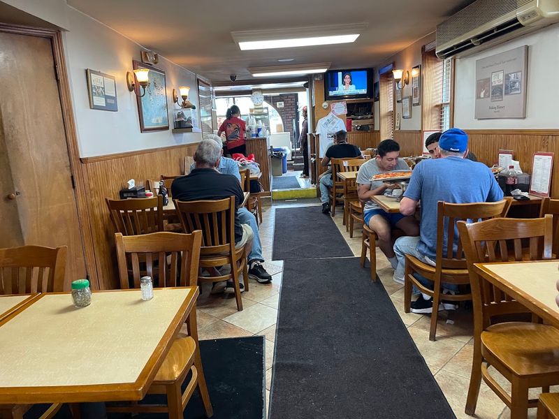 Louie & Ernie's Pizza