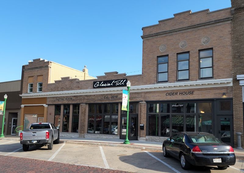 This Tiny Nebraska Town Turns A Weekend Escape Into A Surprisingly Delicious Downtown Detour - Decor Hint Make Glacial Till Your Downtown Hangout