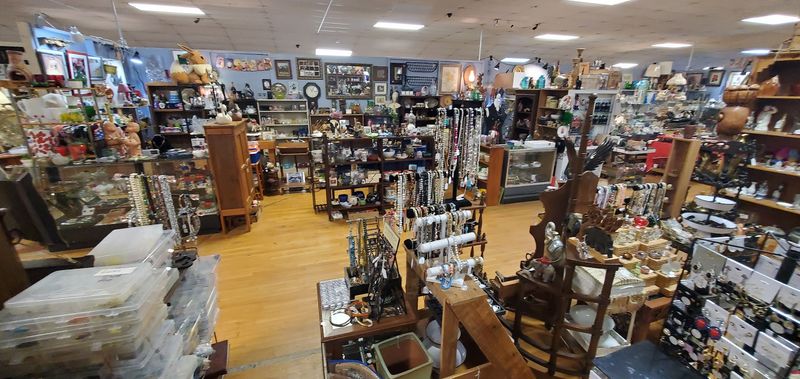This Former North Carolina Skating Rink Is Now A 12,000-Square-Foot Antique Treasure Hunt - Decor Hint Friendly Vendors Make Hunting For Hidden Gems Even More Fun