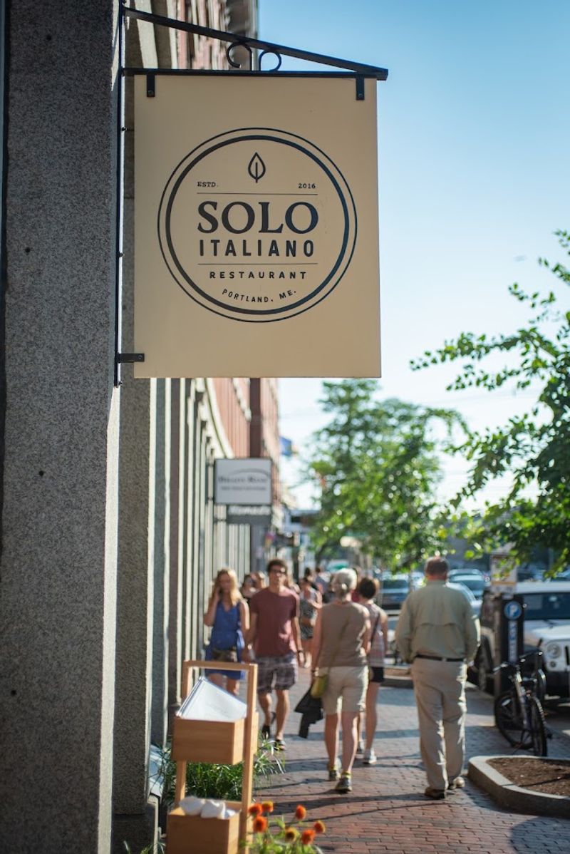 This Maine Italian Restaurant Serves Handmade Pasta So Authentic, You'll Think You're In Rome - Decor Hint The Waterfront Location Adds Something Real