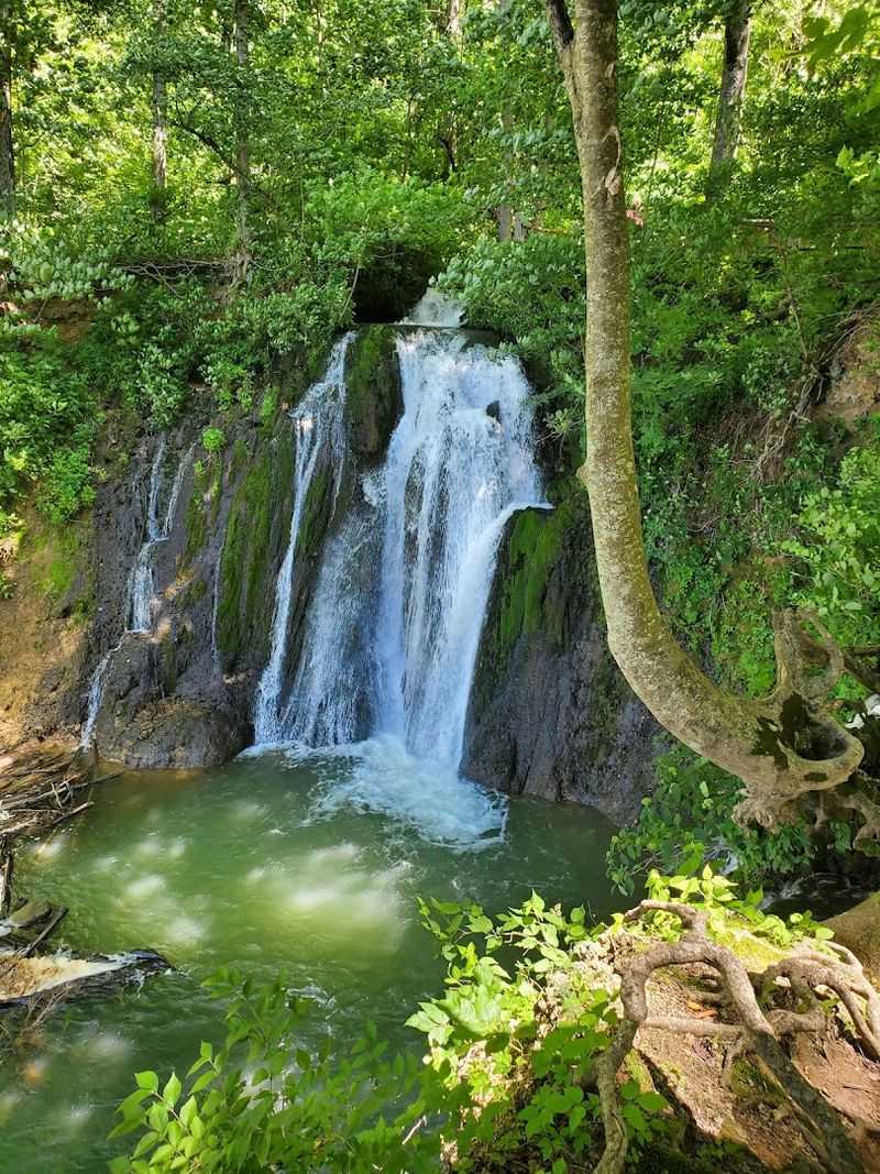 Mill Springs Falls