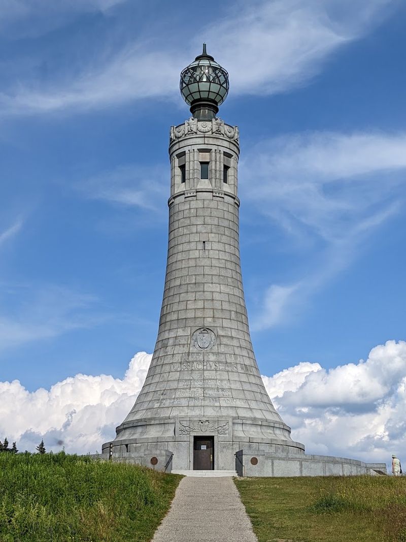 9 Incredible Massachusetts Day Trips That Are Easy On Your Wallet - Decor Hint Mount Greylock State Reservation, Lanesborough