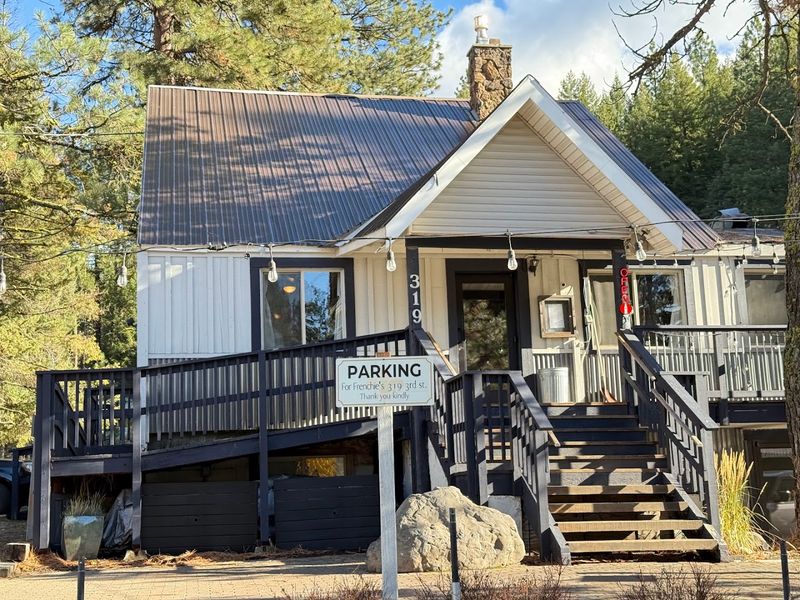 Frenchie's, McCall