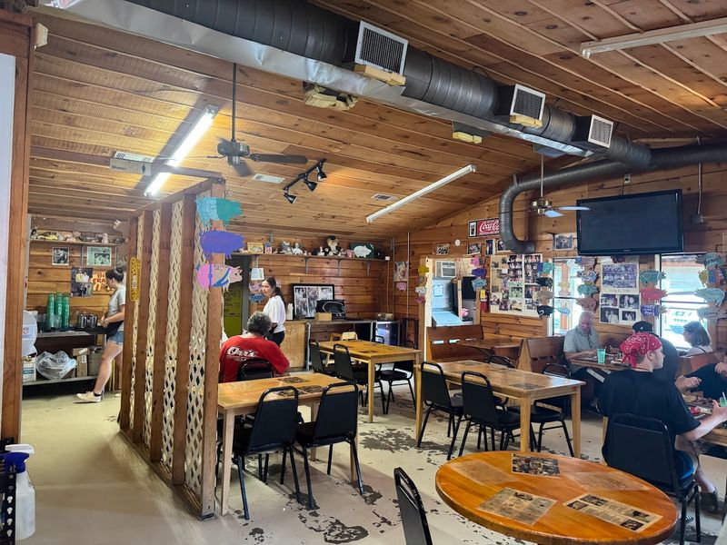 These 10 Restaurants From Savannah To Blue Ridge Deserve A Georgia Food Adventure - Decor Hint Poole's Bar-B-Q, East Ellijay