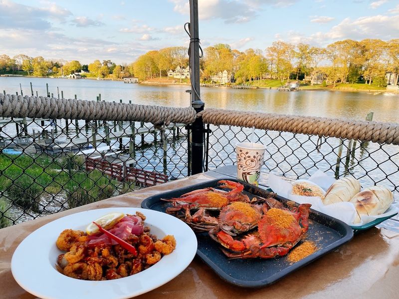 Waterfront Views That Make the Meal Even Better