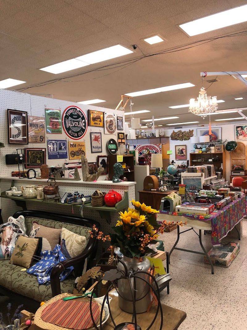 A New Mexico Antique Shop That Will Be The 2026 Destination Everyone Remembers - Decor Hint Why 2026 Is Going To Change Everything For This Spot