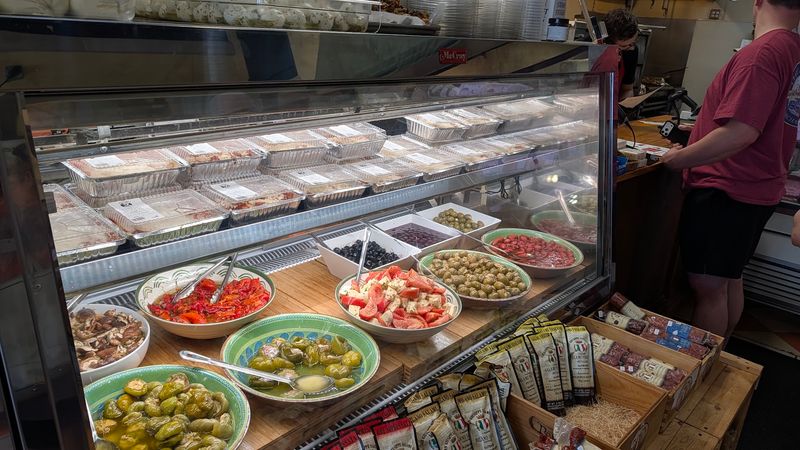 Fresh And Prepared Foods Made In-House
