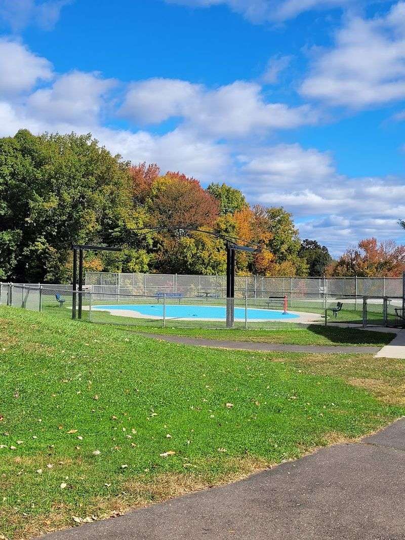 9 Connecticut Water Parks Perfect For Cooling Off On The Hottest Summer Days - Decor Hint Beachland Park Splash Pad, West Hartford