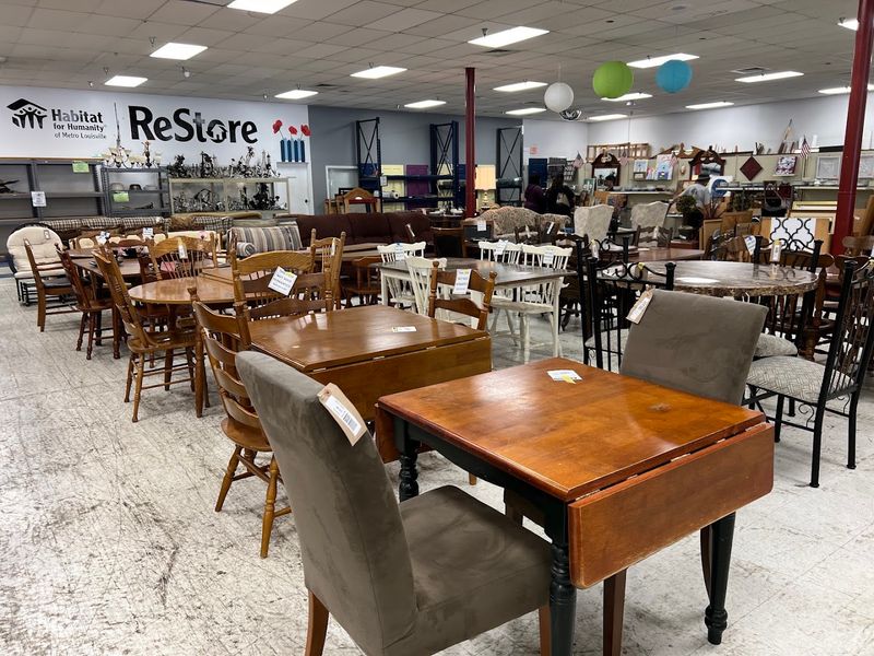 Habitat For Humanity Louisville ReStore Hikes Point