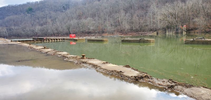 Kentucky River Banks, Lee And Owsley Counties Near Beattyville