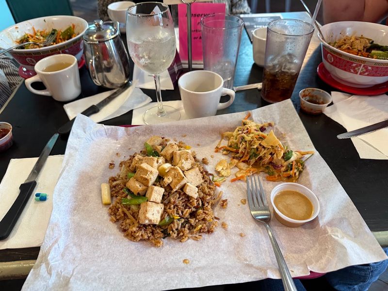 10 Missouri Gluten-Free Restaurants Every Food Lover Should Visit In 2026 - Decor Hint Lona's Lil Eats, St. Louis