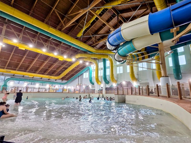 Turn A Connecticut Family Trip Into A Weekend Of Water Slides And Adventure - Decor Hint Best For Kids With Energy