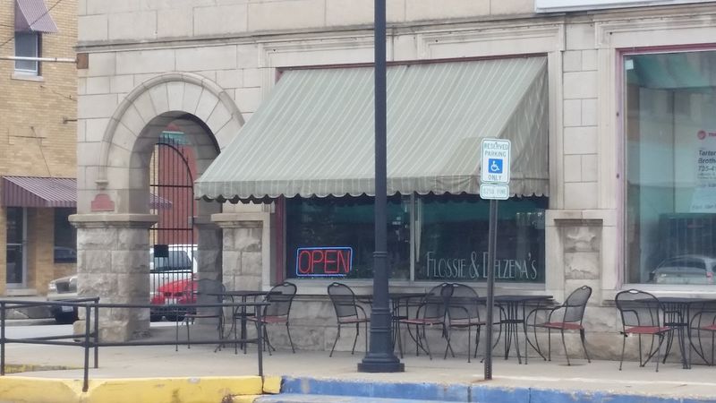 Flossie & Delzena's, Lincoln