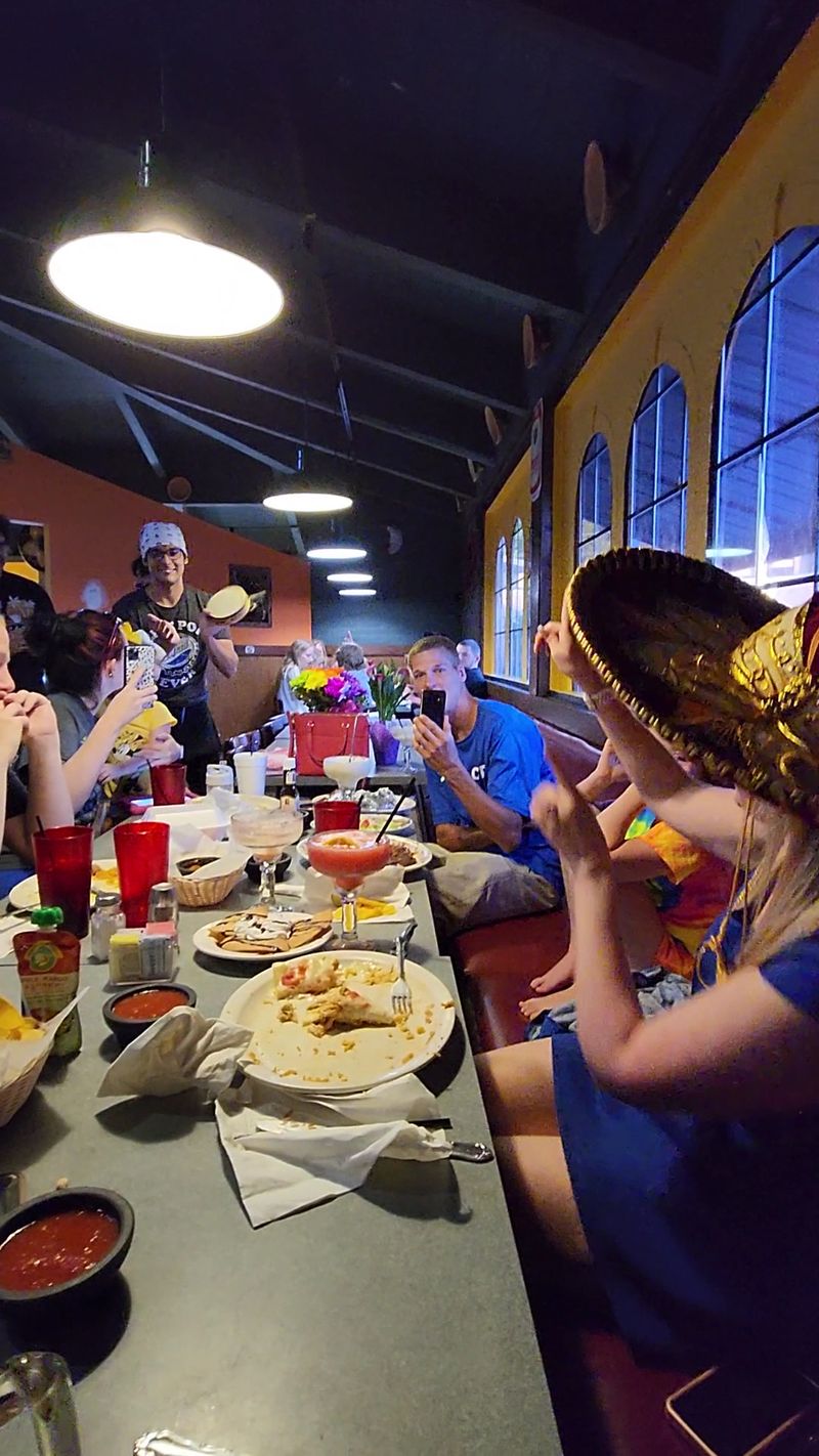 This Kentucky Mexican Buffet Is A Fiesta Of Flavors You Will Want To Try Twice - Decor Hint Desserts That Make You Regret Eating Too Much Too Soon