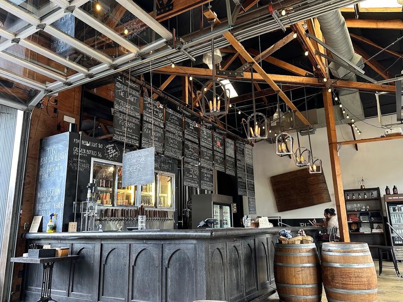 Third Window Brewing