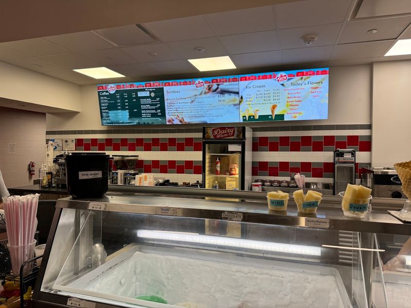 12 Nebraska Ice Cream Shops Worth Chasing Down Before Summer Ends - Decor Hint UNL Dairy Store, Lincoln