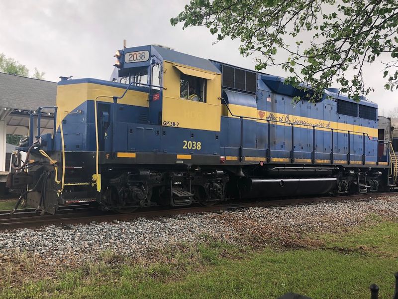 The 38-Mile Train Journey In Georgia You'll Always Remember - Decor Hint Georgia's Only Rolling State Park