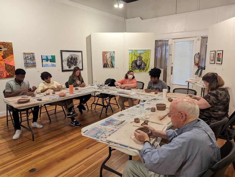 10 North Carolina Places Where You Can Learn Timeless Creative Skills - Decor Hint Emerge Gallery & Art Center