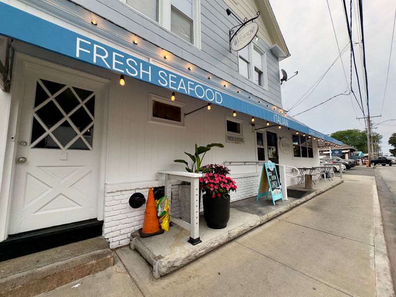 On The Waterfront Restaurant, New London
