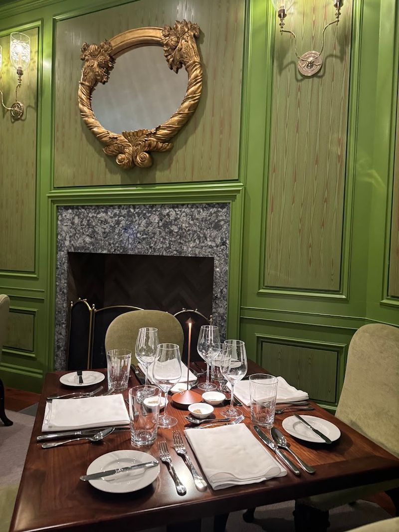 Martha Stewart's Home Influences The Dining Room