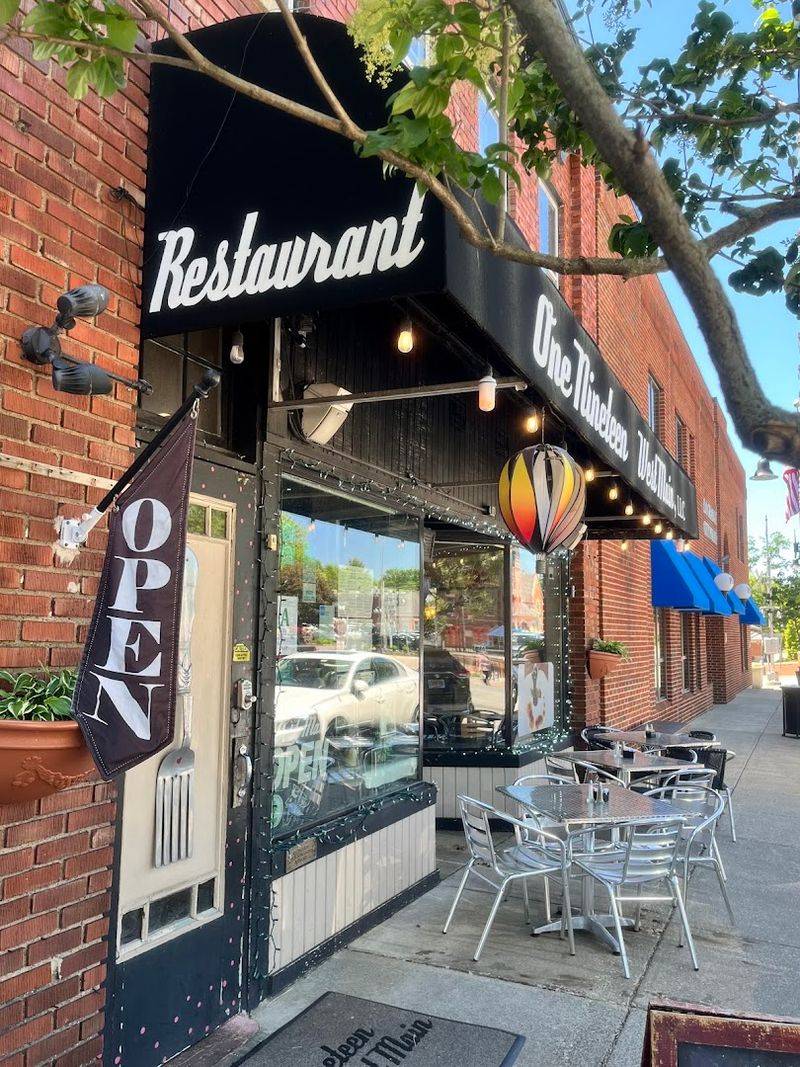 9 Kentucky Spots Serving Hot Browns So Good Even Louisville Purists Approve - Decor Hint One Nineteen West Main