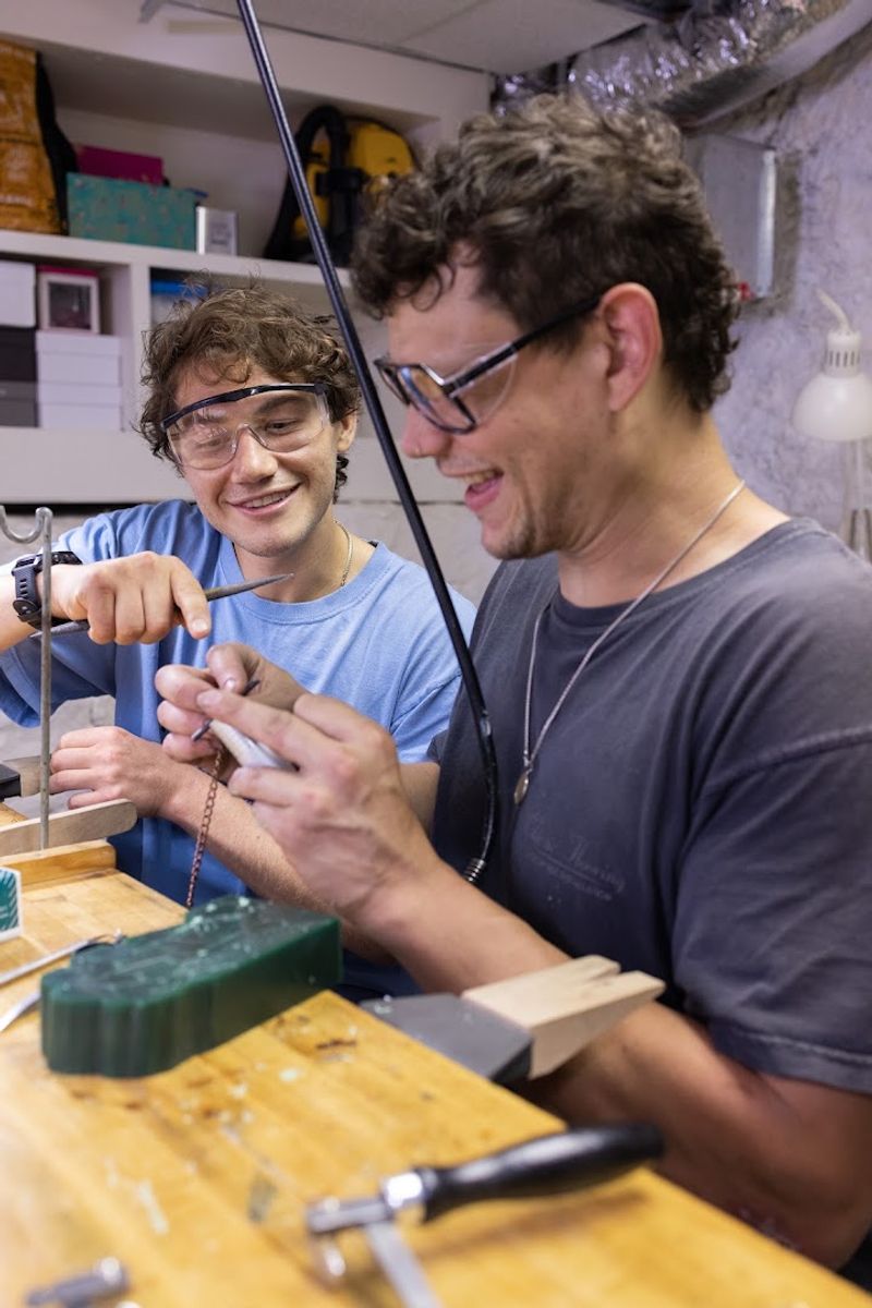 This Connecticut Jewelry Workshop Lets You Design A One Of A Kind Piece To Keep - Decor Hint Why Making Something With Your Hands Feels So Satisfying